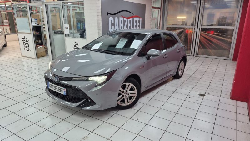 TOYOTA COROLLA BERLINE 122cv DYNAMIC BUSINESS/1 ERE MAIN/TVA RECUPERABLE
