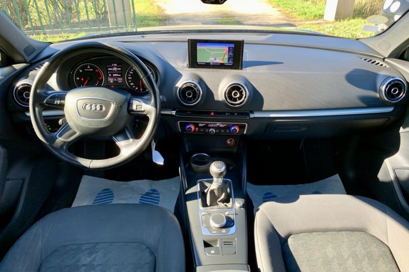 AUDI A3 1.6 TDI 110ch BUSINESS LINE BVM6 - Garantie