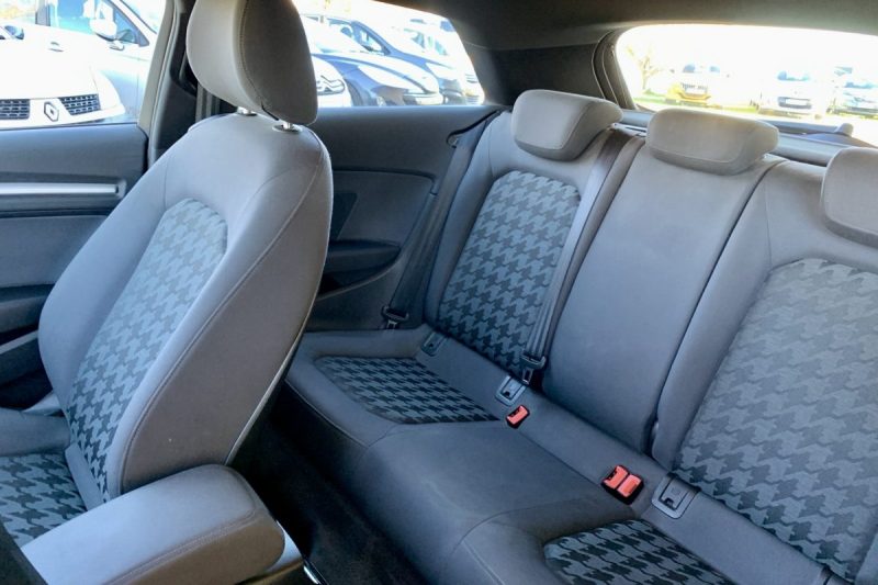 AUDI A3 1.6 TDI 110ch BUSINESS LINE BVM6 - Garantie