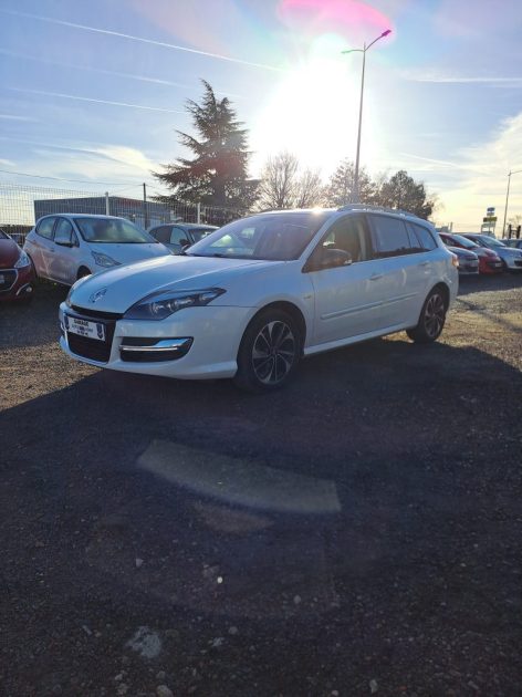 RENAULT LAGUNAIII 2.0 DCI 130CH ENERGY BOSE EDITION ECO² 2015