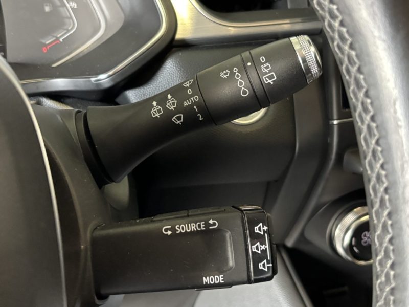 RENAULT CAPTUR INTENSE 1.0 TCE 100 2020 / GRAND ECRAN / CAMERA DE RECUL / FEUX LED / CARPLAY