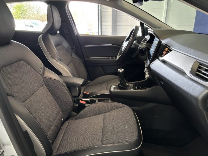 RENAULT CAPTUR INTENSE 1.0 TCE 100 2020 / GRAND ECRAN / CAMERA DE RECUL / FEUX LED / CARPLAY