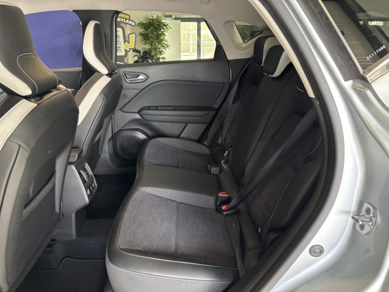 RENAULT CAPTUR INTENSE 1.0 TCE 100 2020 / GRAND ECRAN / CAMERA DE RECUL / FEUX LED / CARPLAY