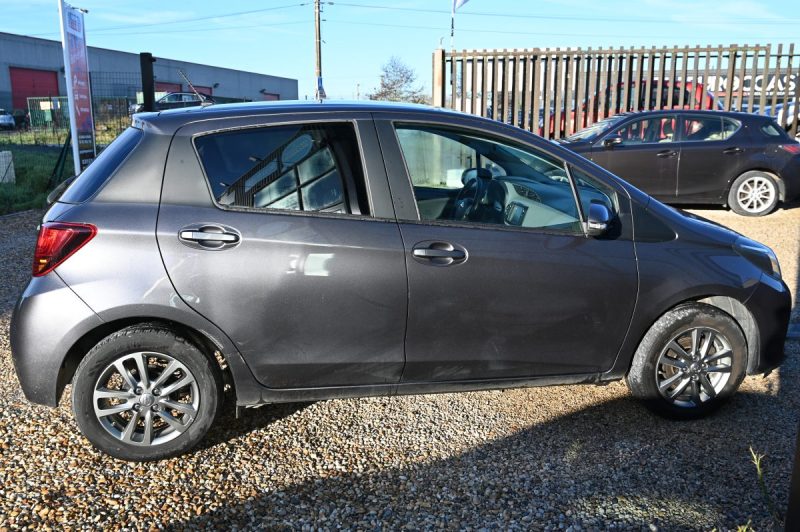 TOYOTA YARIS 100 VVT-I Dynamic 06/2016