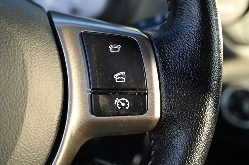 TOYOTA YARIS 100 VVT-I Dynamic 06/2016