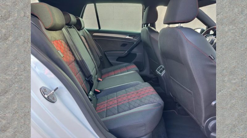 VOLKSWAGEN GOLF VII 2.0 GTI TCR
