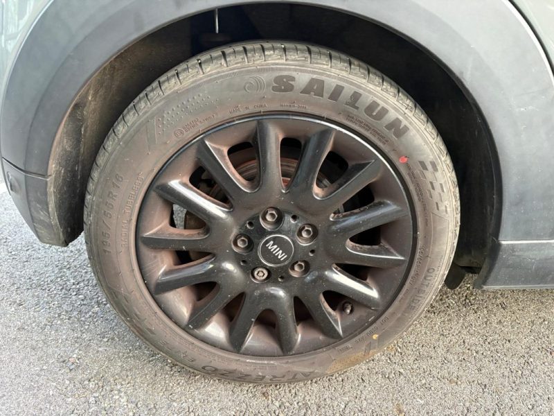 MINI MINI III COOPER 136CH PACK RED HOT CHILI BVA 2015