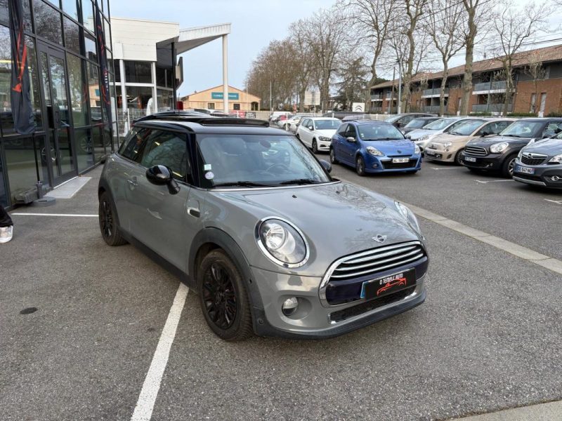 MINI MINI III COOPER 136CH PACK RED HOT CHILI BVA 2015