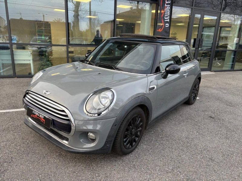 MINI MINI III COOPER 136CH PACK RED HOT CHILI BVA 2015