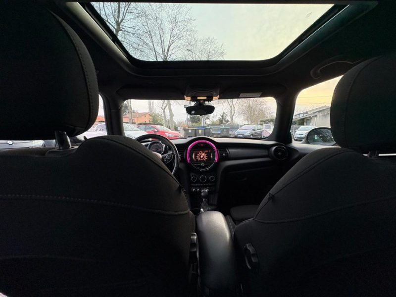 MINI MINI III COOPER 136CH PACK RED HOT CHILI BVA 2015
