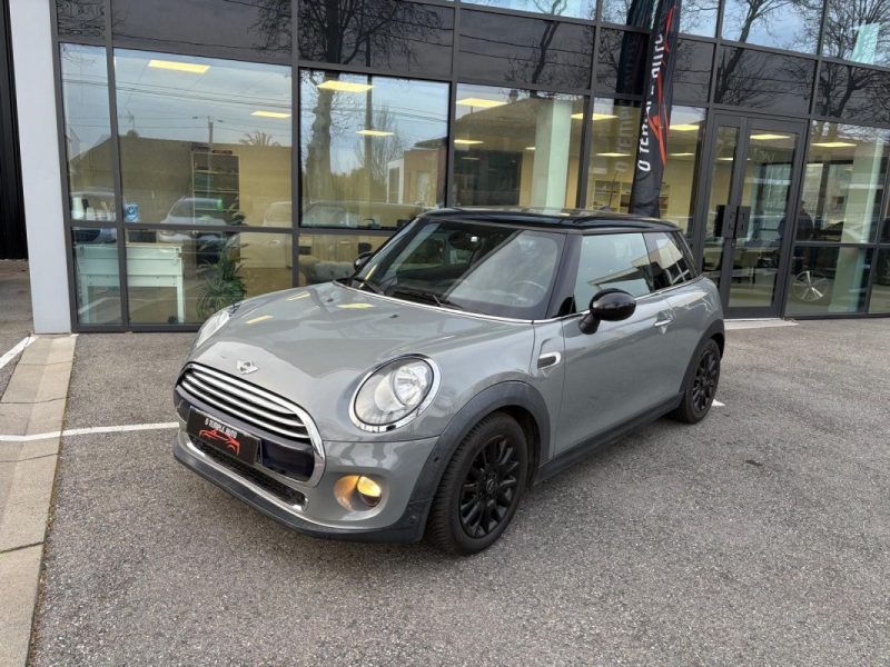 MINI MINI III COOPER 136CH PACK RED HOT CHILI BVA 2015