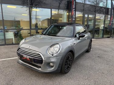 MINI MINI III COOPER 136CH PACK RED HOT CHILI BVA 2015