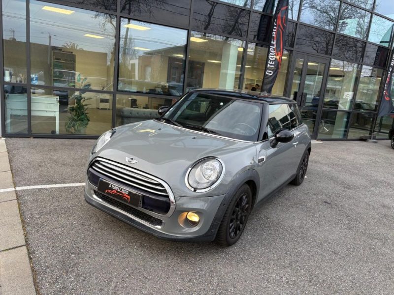 MINI MINI III COOPER 136CH PACK RED HOT CHILI BVA 2015