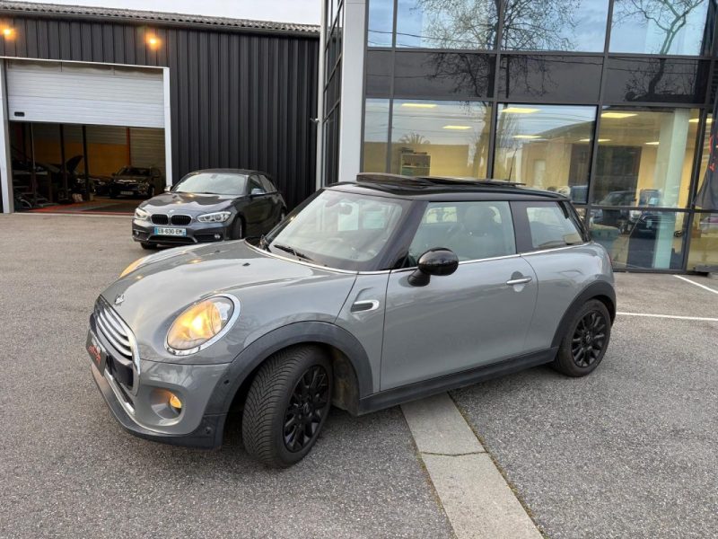 MINI MINI III COOPER 136CH PACK RED HOT CHILI BVA 2015