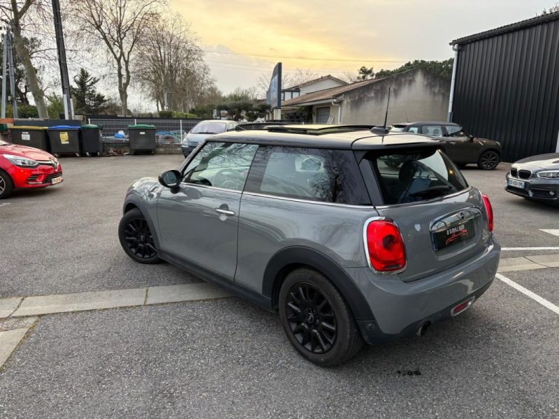 MINI MINI III COOPER 136CH PACK RED HOT CHILI BVA 2015