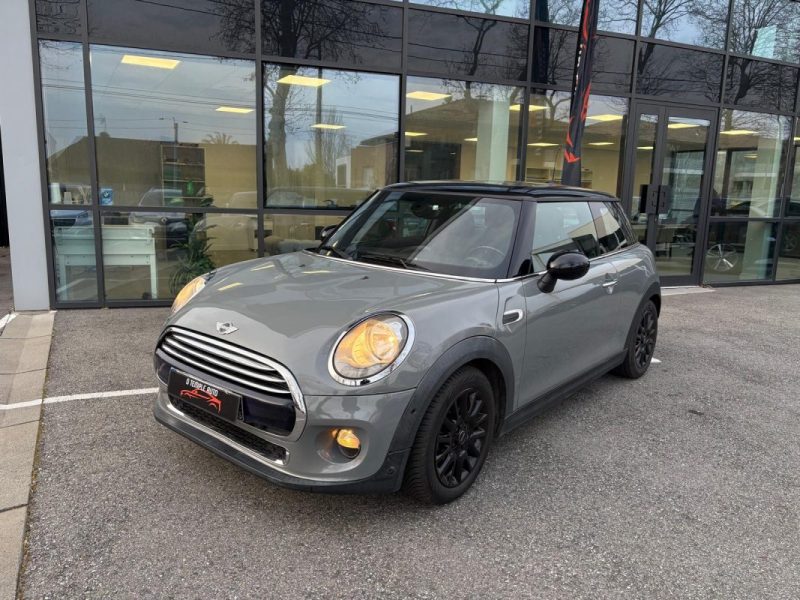 MINI MINI III COOPER 136CH PACK RED HOT CHILI BVA 2015