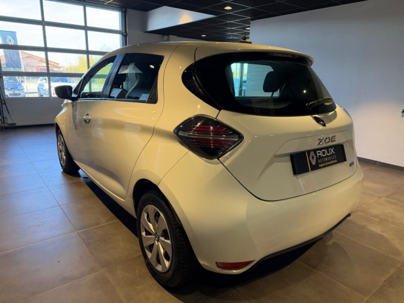 RENAULT  ZOE  LIFE R110 40 KWH ACHAT INTÉGRAL / ENTRETIEN RENAULT  2020
