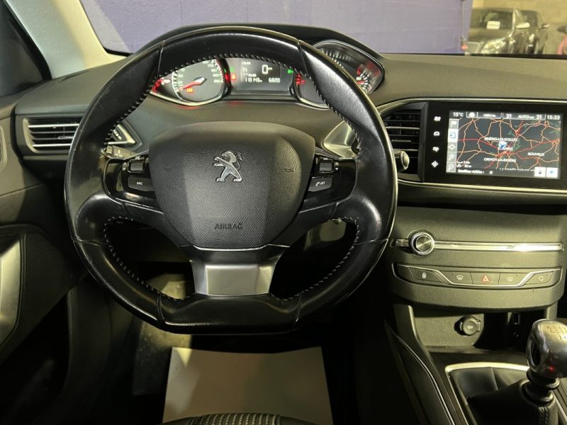 PEUGEOT 308 II 1.2  130CH ALLURE 5P - BVM 6 - GPS - SUIVI FACTURES - 113150 KM