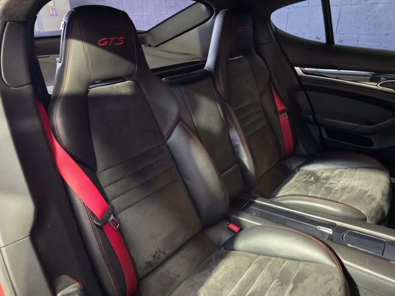 PORSCHE PANAMERA 4.8 V8 GTS - BVA PDK-ENTRETIEN PORSCHE COMPLET - PACK CHRONO - SIEGES 18 POSITIONS