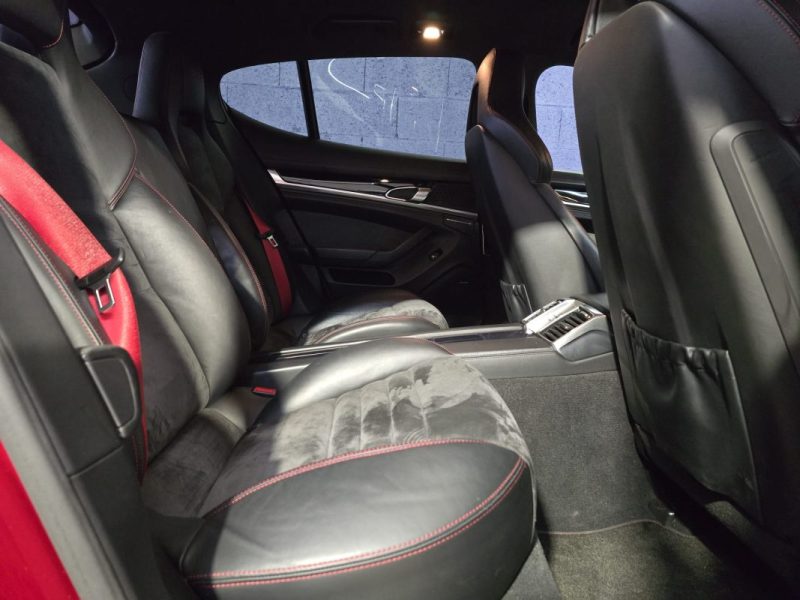 PORSCHE PANAMERA 4.8 V8 GTS - BVA PDK-ENTRETIEN PORSCHE COMPLET - PACK CHRONO - SIEGES 18 POSITIONS