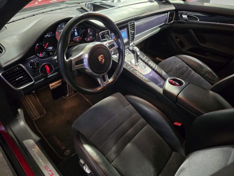 PORSCHE PANAMERA 4.8 V8 GTS - BVA PDK-ENTRETIEN PORSCHE COMPLET - PACK CHRONO - SIEGES 18 POSITIONS