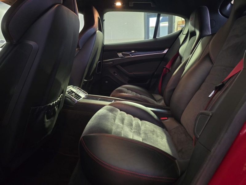 PORSCHE PANAMERA 4.8 V8 GTS - BVA PDK-ENTRETIEN PORSCHE COMPLET - PACK CHRONO - SIEGES 18 POSITIONS