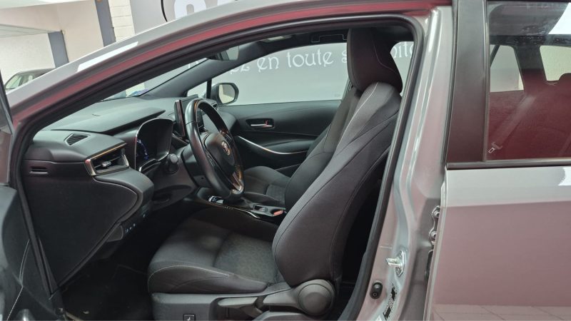 TOYOYA COROLLA TOURING SPORTS 122cv DYNAMIC BUSINESS/1 ERE MAIN/TVA RECUPERABLE