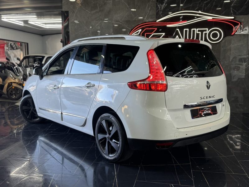RENAULT SCENICIII 1.5 DCI 110CH BOSE EDC 7 PLACES 2013