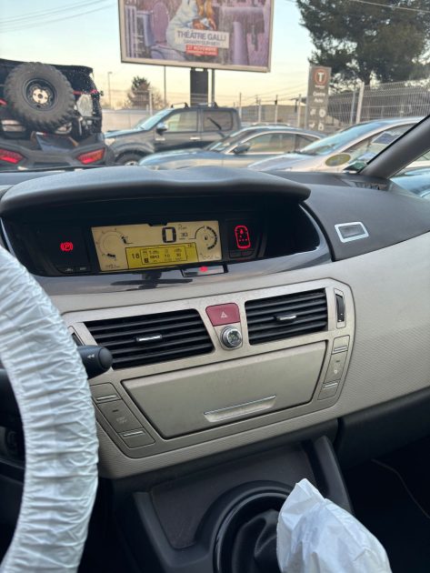 CITROEN C4 1.6 HDI 110 PACK DYNAMIQUE garantie 6 mois 