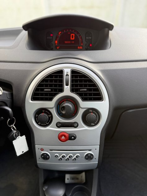 RENAULT MODUS 1.4 16V 98 CH PACK ALYUM /ATTELAGE/2EME MAIN/GARANTIE 12 MOIS  