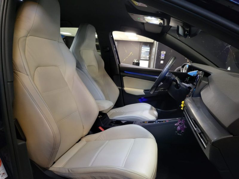 VOLKSWAGEN GOLF VIII 1.4 GTE 245cv Plug-in Hybrid Angle Mort / Tête Haute / Caméra