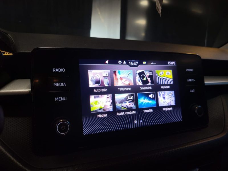 SKODA FABIA IV 1.0 TSi 95cv Turbo AMBITION CARPLAY / CAMERA DE RECUL