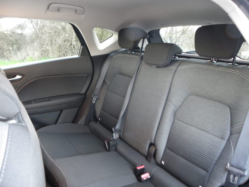 RENAULT  CAPTUR  1.0 TCE 100CV ZEN / 5CV 2020