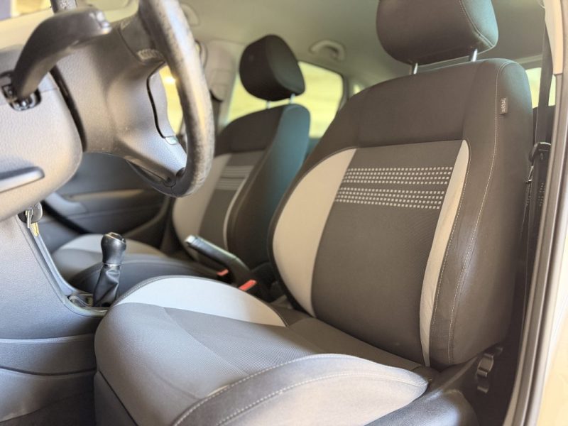 VOLKSWAGEN POLO - LIFE - 1.2i L - 60 ch - 2 EME MAIN - BVM - 2013 -