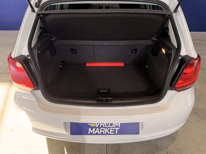 VOLKSWAGEN POLO - LIFE - 1.2i L - 60 ch - 2 EME MAIN - BVM - 2013 -