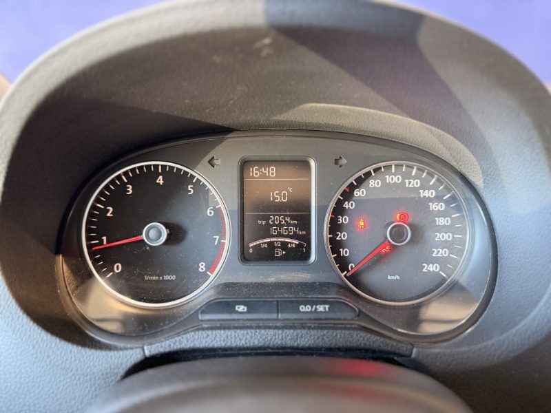 VOLKSWAGEN POLO - LIFE - 1.2i L - 60 ch - 2 EME MAIN - BVM - 2013 -