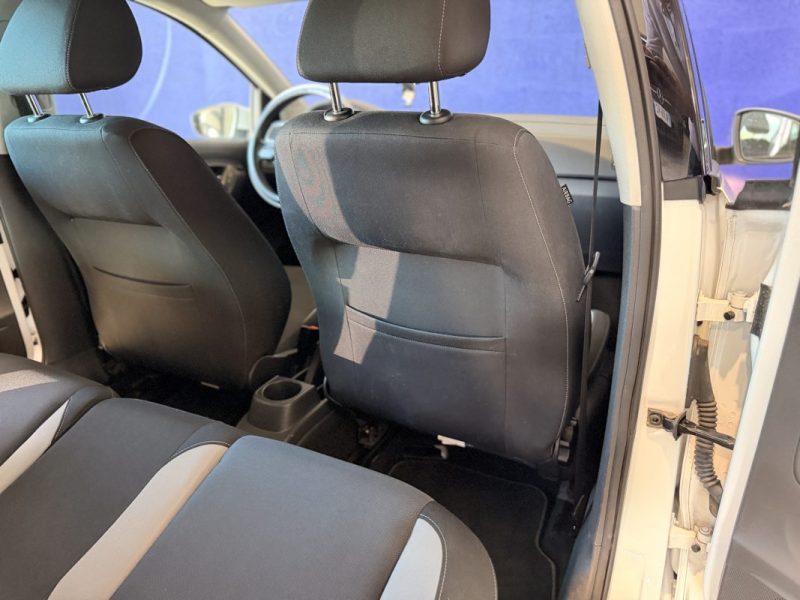 VOLKSWAGEN POLO - LIFE - 1.2i L - 60 ch - 2 EME MAIN - BVM - 2013 -