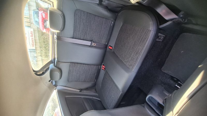 OPEL CORSA - 1.4 Twinport 100CH essence