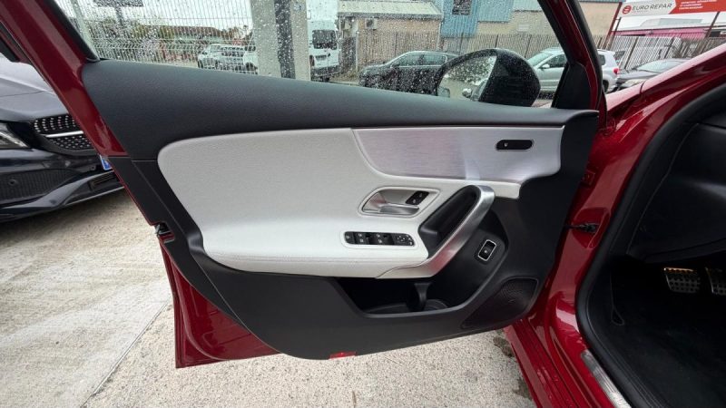 MERCEDES CLASSE A 250E 160+102CH AMG LINE 8G-DCT