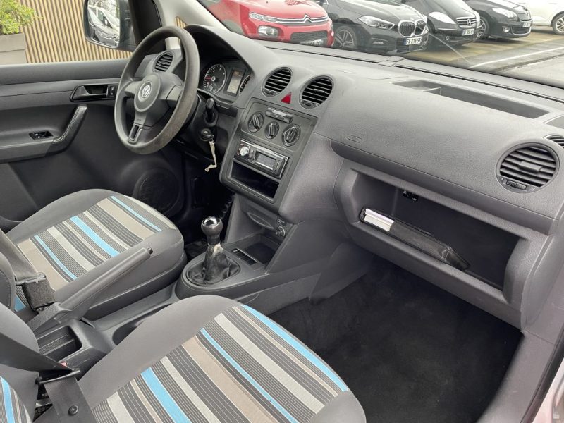 VOLKSWAGEN CADDY 1.6 TDI 75CV   LIFE  5 PLACES   GARANTIE 3/12 MOIS 2011