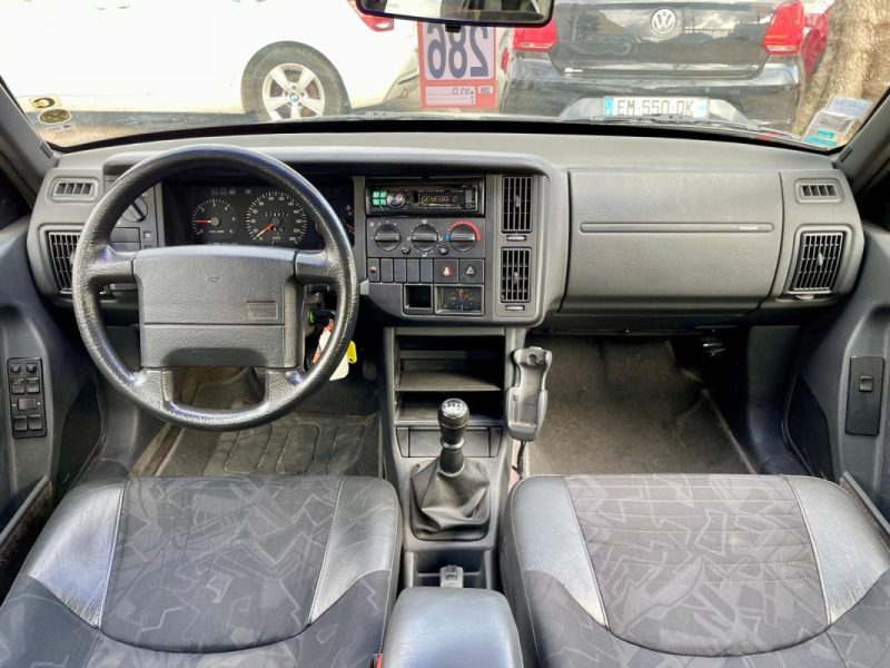 VOLVO 460 1.9 TD 90 GLT *1ÈRE MAIN* 