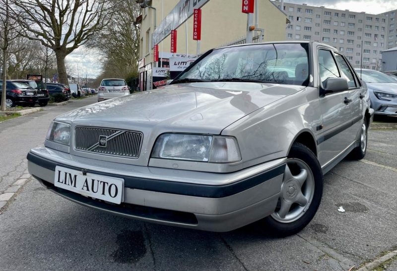 VOLVO 460 1.9 TD 90 GLT *1ÈRE MAIN* 