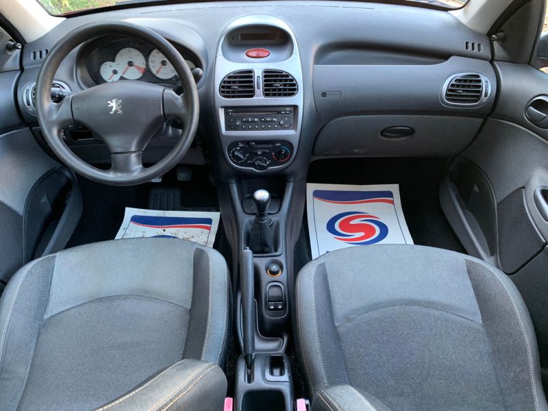 PEUGEOT 206 URBAN 1.4 HDI 70 2008