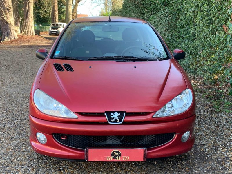 PEUGEOT 206 URBAN 1.4 HDI 70 2008