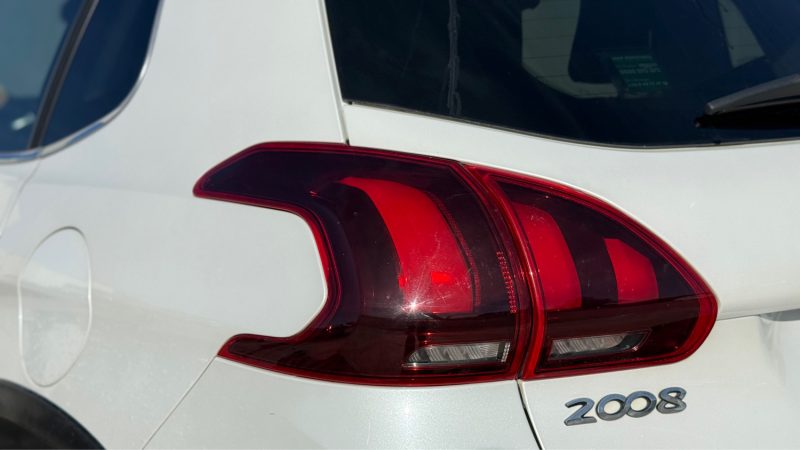 PEUGEOT 2008 1.2 PURETECH 110CH ALLURE S&S EAT6 2017