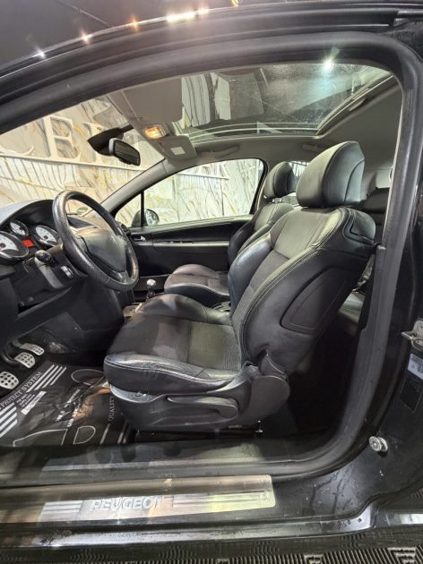 PEUGEOT 207 1.6 THP PLATINUM 2006 - 89 104Kms -Toit Panoramique - Parfait Etat - Suivit PEUGEOT