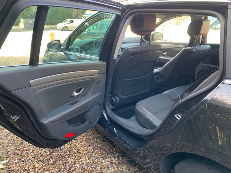 RENAULT LAGUNAIII 1.5 DCI 110 EXPRESSION 2011