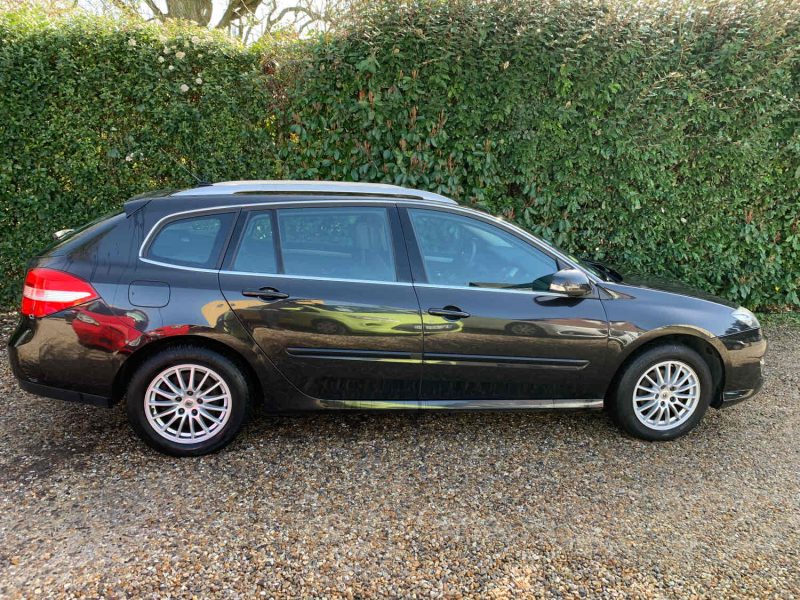 RENAULT LAGUNAIII 1.5 DCI 110 EXPRESSION 2011