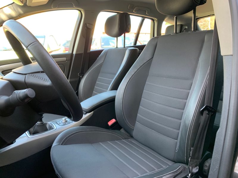 RENAULT LAGUNAIII 1.5 DCI 110 EXPRESSION 2011