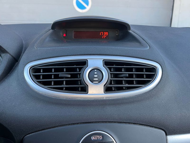 RENAULT CLIO 3 (III) 1.5 DCI 86cv IDEAL JEUNE PERMIS - ENTRETIEN OK - GARANTIE 6 MOIS 